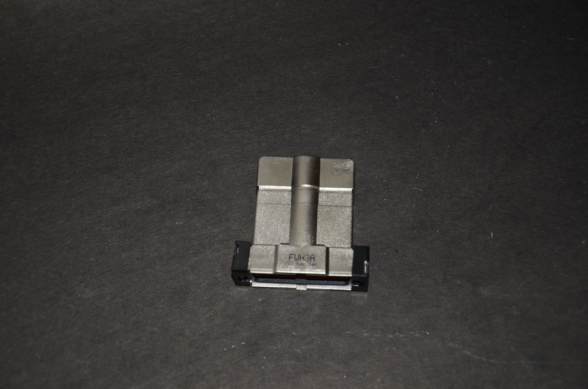 EL - 25 PIN Cover ( Housing )