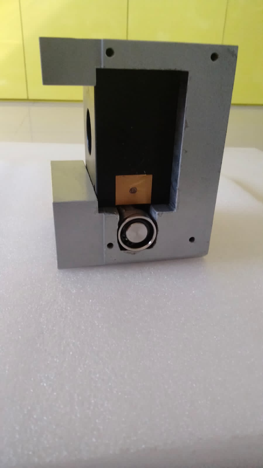 Ass-DIAGONAL SUPPORT BLOCK